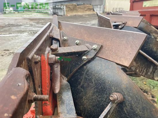 Arado - Gregoire Besson - ry47