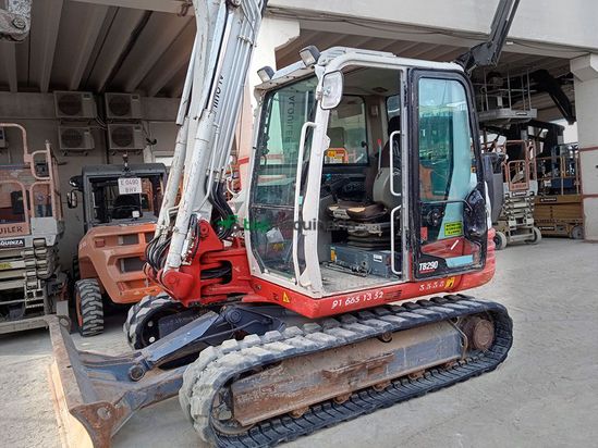 TAKEUCHI TB290