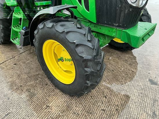 Tractor agrícola - John Deere - 6110m tractor (st27327)