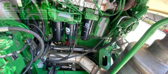 Cosechadora de Cereal - John Deere - 8300