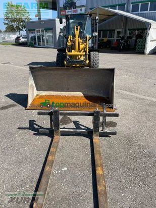 Minicargadora - Caterpillar - 907m