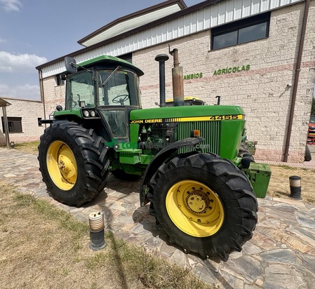 Tractor agrícola - John Deere - 4450