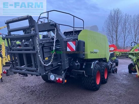 Empacadora gigant - Claas - quadrant 5300 fc t+st