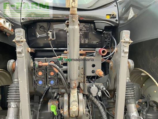 Tractor agrícola - Valtra - t174 hi tech tractor (st25043)