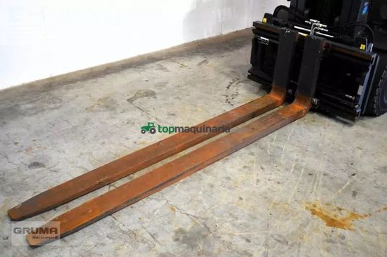 Elevadora - Linde - h 35 d 1202-01