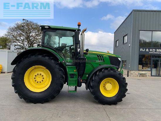 Tractor agrícola - John Deere - 6215r premium edition tractor (st26285)