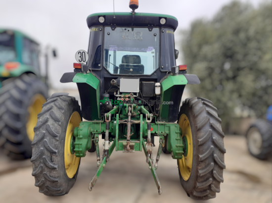 Tractor agrícola John Deere 5515 HC CON PALA