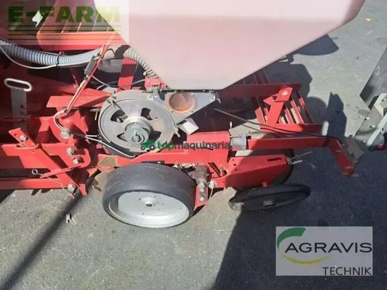 Sembradora monograno mecanica - Becker - aeromat p 8 zg hkp dte