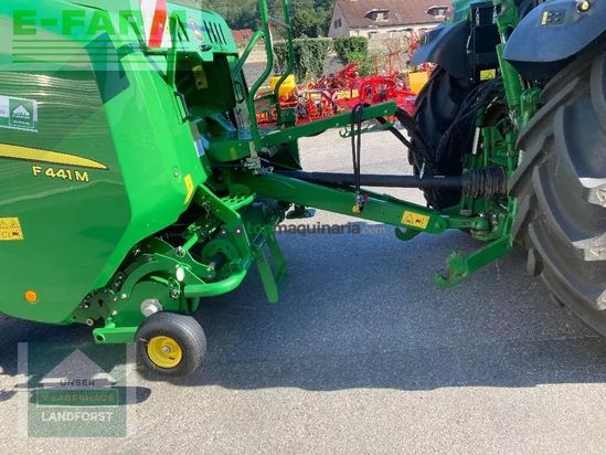 Empacadora gigant - John Deere - f 441 m