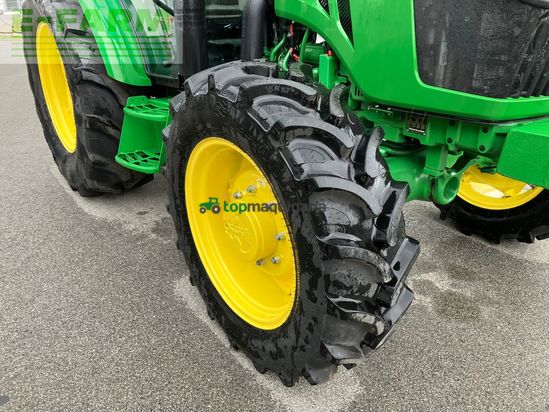 Tractor agrícola - John Deere - 5067E