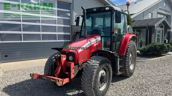 Tractor agrícola - Massey Ferguson - 5435 stepnoose med frontlift