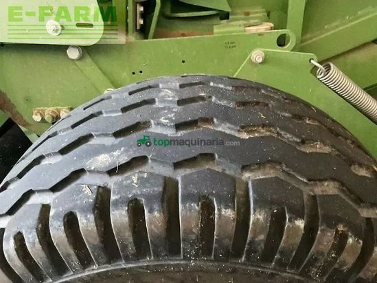 Empacadora gigant - Krone - v 150