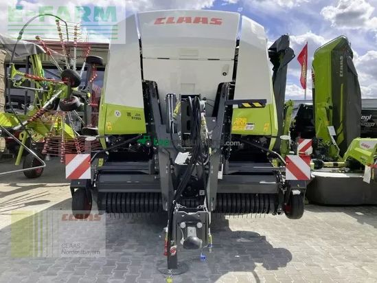 Empacadora gigant - Claas - quadrant 5200 fc evolution