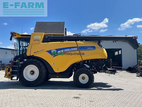 Cosechadora de Cereal - New Holland - cr 8.90