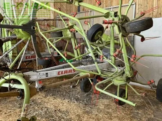 Henificador - Claas - faneuse volto 770 t