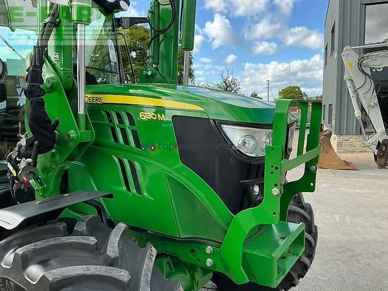 Tractor agrícola - John Deere - 6130m tractor (st26618)