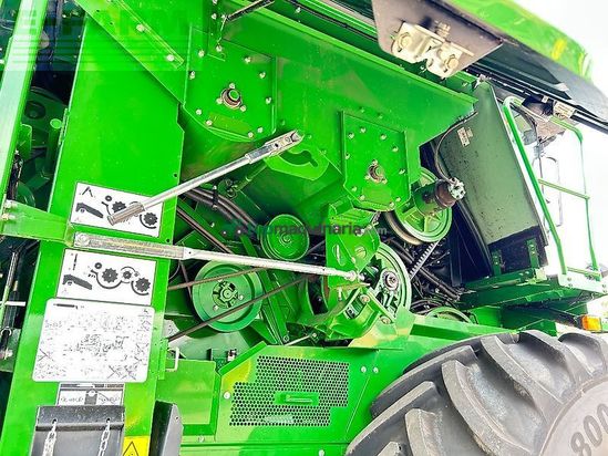 Cosechadora de Cereal - John Deere - t550