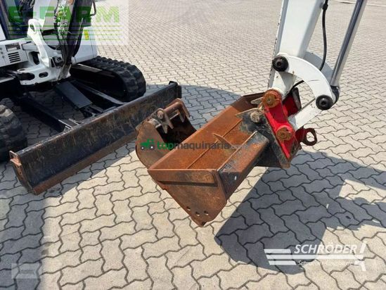 Excavadora - Caterpillar - 303.5 ecr