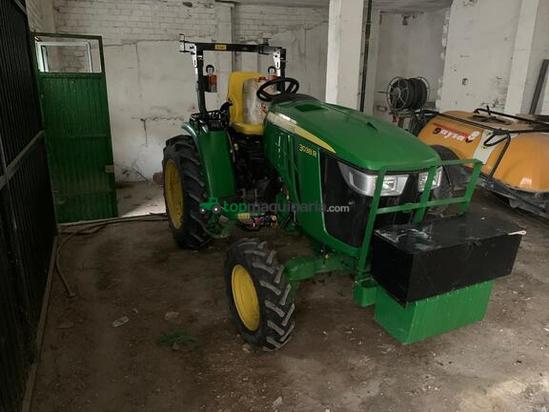 Tractor agrícola - John Deere - 3038R