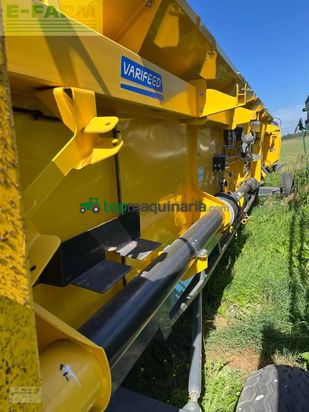 Cosechadora de Cereal - New Holland - cr 9070