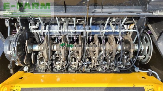 Empacadora gigant - New Holland - bb 1270 plus density shortcut