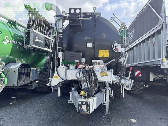 Cuba de purin - Fliegl - pfw 23000 alpha line tridem