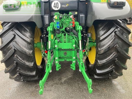 Tractor agrícola - John Deere - traktor 6120m mit kabine