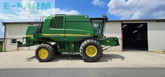 Cosechadora de Cereal - John Deere - T550