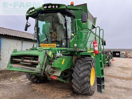 Cosechadora de Cereal - John Deere - T670