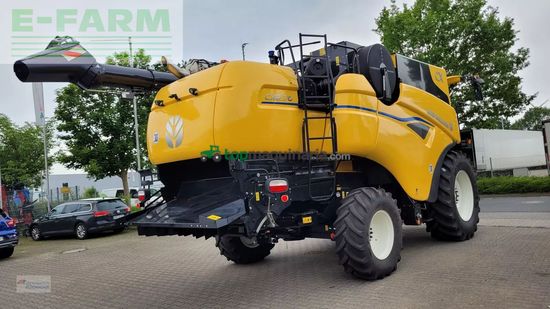 Cosechadora de Cereal - New Holland - cx 8.70 neumaschine