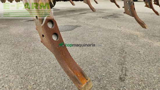 Cultivador - Kuhn - cultimer l4000 bugseret