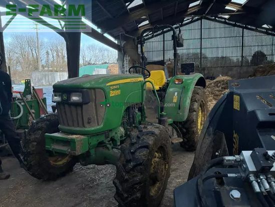 Tractor agrícola - John Deere - 5050e