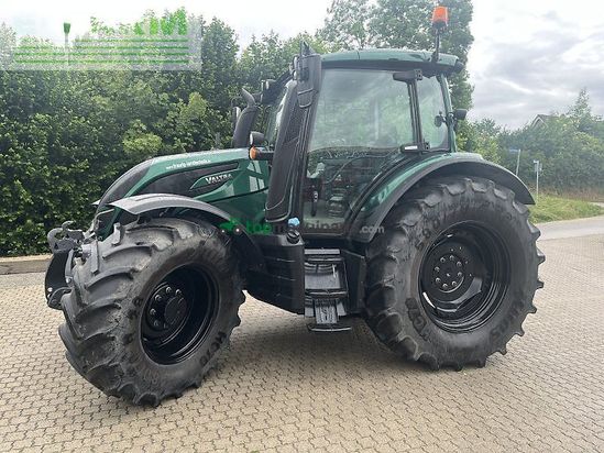 Tractor agrícola - Valtra - n 134 aktiv