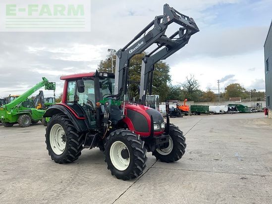 Tractor agrícola - Valtra - n92 tractor (st24838)