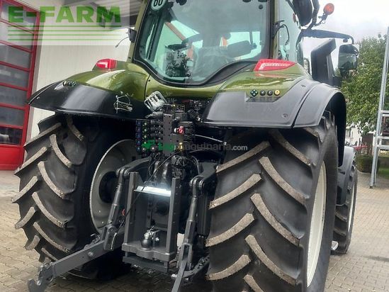 Tractor agrícola - Valtra - t215d m. rüfa und fk