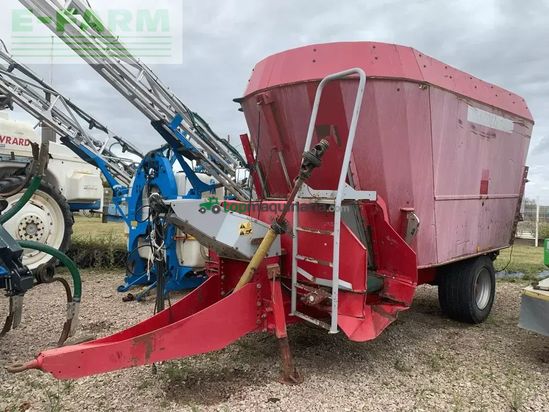 Remolqu esparcidor - JF Stoll - feeder vm18