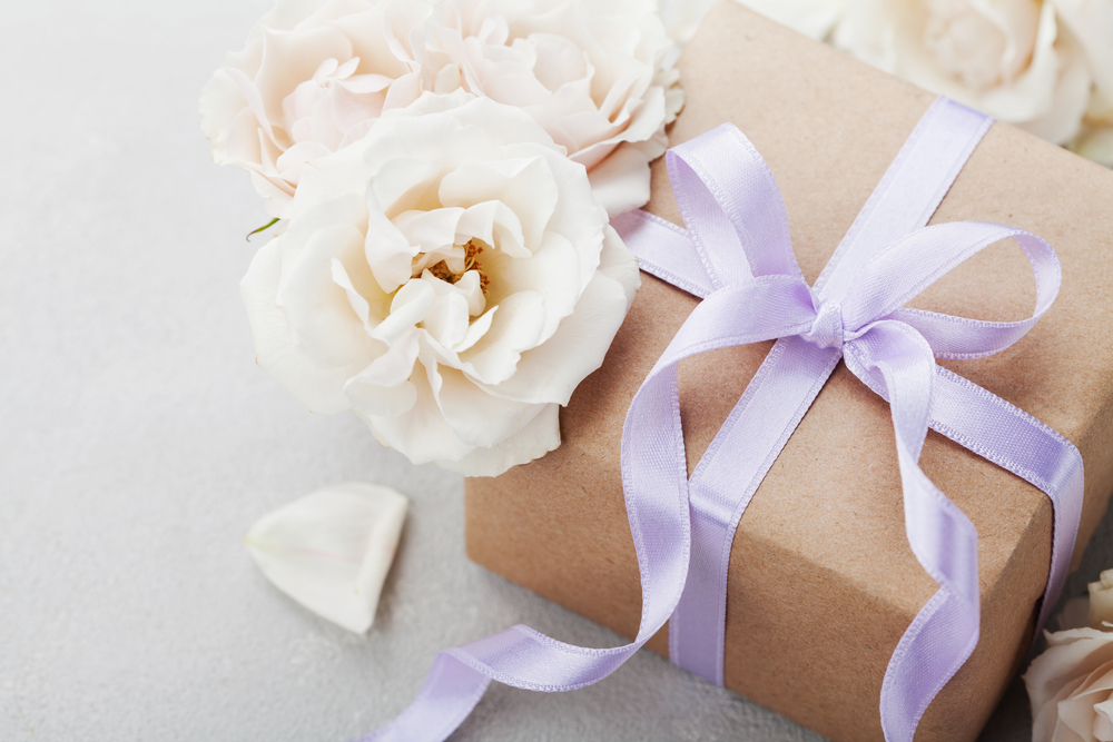 Wedding Gift ideas for Romantic Tours in Europe