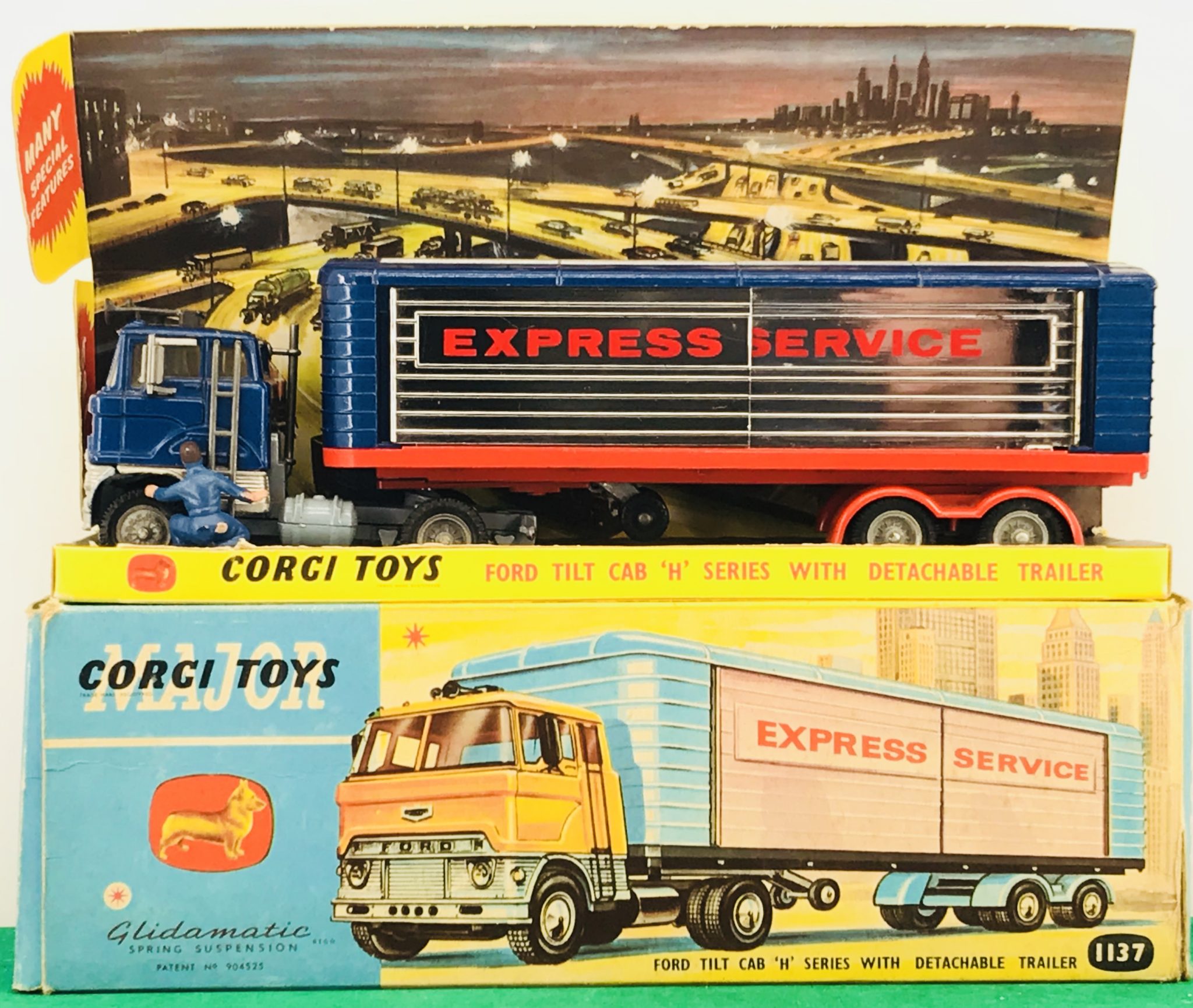 1137 Ford Articulated Truck "Express Services" Toy Hunter UK