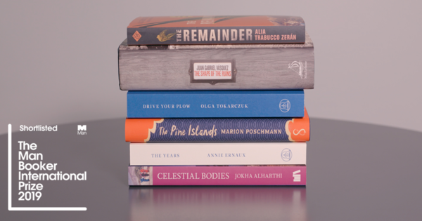 Medium 190408 shortlist book stack horizontal