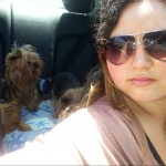 Vanessa Victoria, Passejadora de gossos a Valencia