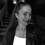 Shaula Fernandez Miller, Cuidadora de mascotes a Castrillón