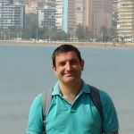 Osvaldo Ruberto, Monitor de lleure a Valencia