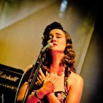 Lina León, Cantant a Madrid