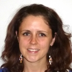 Claire Thomas, Monitora de lleure a Barcelona