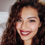 Ainhoa Espinoza, Cantant a Valencia