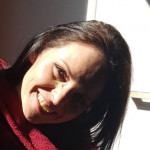 Begoña Langarita, Dog walker in Zaragoza