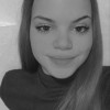 Laura Doradomartinez, Manicurista i pedicurista a Barcelona