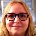 Mariela Lértora, Netejadora a Barcelona