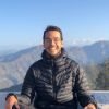 Luka Charrabe, Profesor de yoga en Madrid