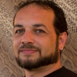 Jose Luis Delgado Iglesias, Cuidador de mascotes a Badajoz